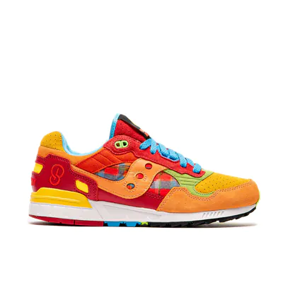 SAUCONY & FRIENDS SHADOW 5000 'BISSO'_0002_Ebene 36.jpg