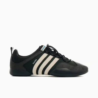 adidas Originals x Bad Bunny Ballerina Schwrz_0003_Ebene 1.jpg