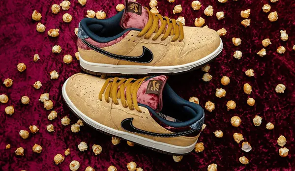 NikeDunkLow-Men2 (1).jpg