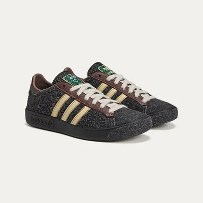 Forest Hills Brain Dead Schuh black_0002_Ebene 4.jpg