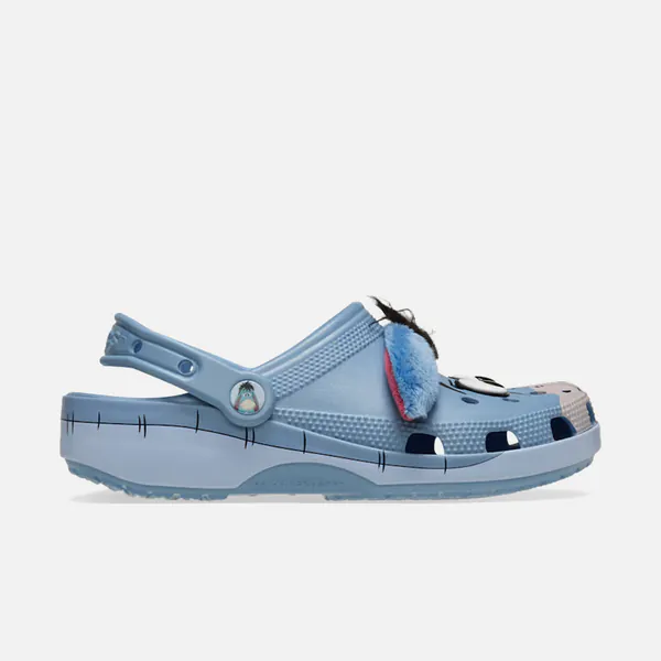 winnie-snkr-1.jpg