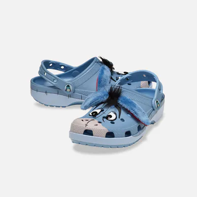 winnie-snkr-2.jpg
