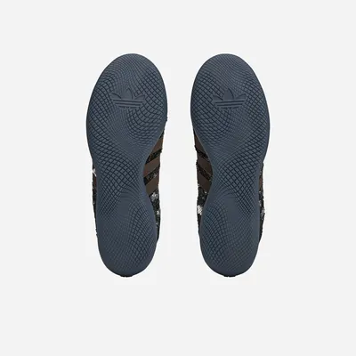 Adidas-Sequin_0000_Ebene 5.jpg
