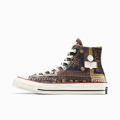 Converse-Rot_0004_Ebene 2.jpg