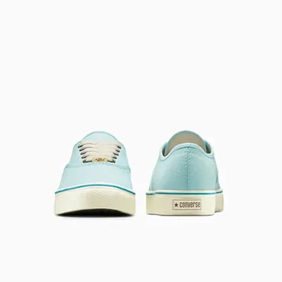 Converse-Naut-Blau_0000_Ebene 7.jpg