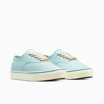 Converse-Naut-Blau_0004_Ebene 3.jpg