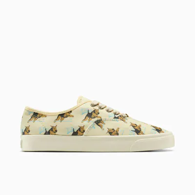 Converse-Naut_0007_Ebene 1.jpg