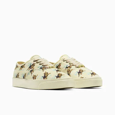 Converse-Naut_0004_Ebene 3.jpg