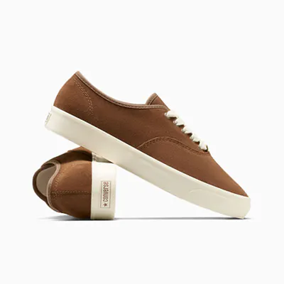 Converse-Naut-Braun_0002_Ebene 4.jpg
