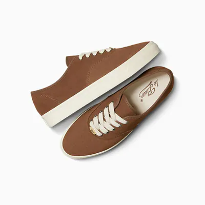 Converse-Naut-Braun_0003_Ebene 3.jpg