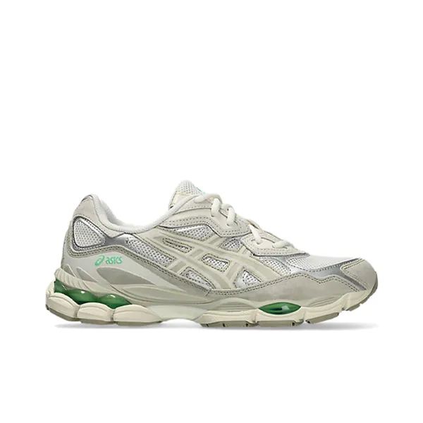 asics1.jpg