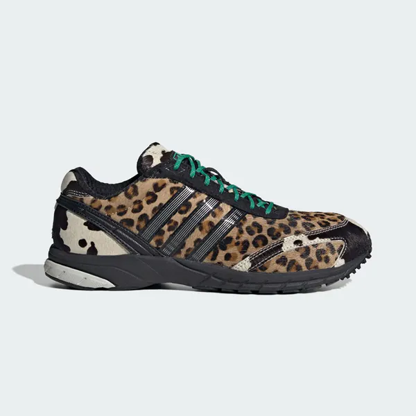 ADIZERO_ADIOS_OG_-snkr_0005_Ebene_8.jpg?ex=685bc6c4&is=685a7544&hm=2c96beef75e372414456bb45a69610f2df2d1e1a7a451030c4c86ed30bb3aa85&