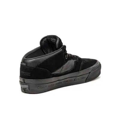 VANS_OTW_X_NEIGHBORHOOD_HALF_CAB_REISSUE_33-snkr_0000_Ebene_21.jpg?ex=685be901&is=685a9781&hm=27e25b0a912b940eed9433ea9cb102de2e1aa51910ca1d8ad36d0443b5f67d79&