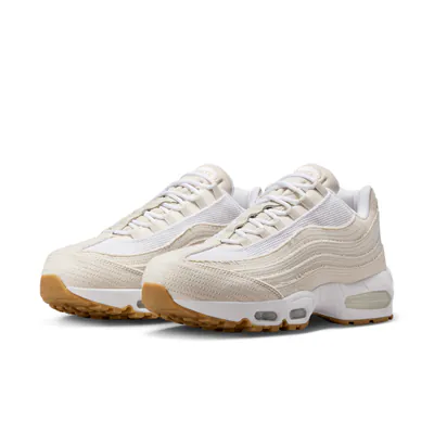air-max%C2%A095%C2%A0x-levi-s%C2%AE-white-and-ecru-hm4743-100-%C2%A0%E2%80%93-erscheinungsdatum.png