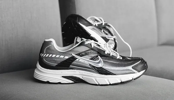 NikeInitiator-Men2.jpg