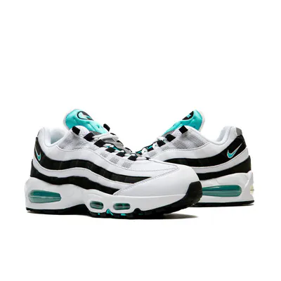 Nike-Air-Max-95_0000_Ebene_5.jpg?ex=6868fe9c&is=6867ad1c&hm=5ccf22f2447d4a7869ba75d2ff573371feac6228a838e170c52ece8d709ef90d&
