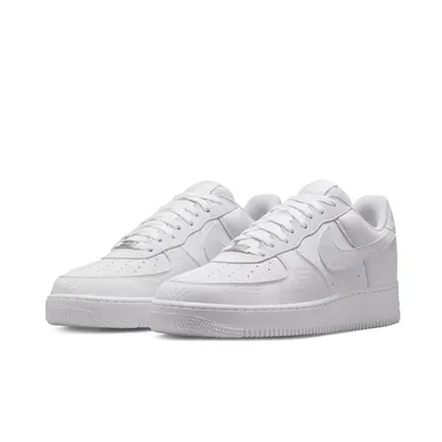 KOBE-AIR-FORCE-1_0004_Ebene_6.jpg?ex=686cce17&is=686b7c97&hm=9a4be5608fade68e8638e52d1f3a8ace5eba0f671b42ab0776189a47e86672ce&
