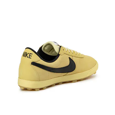 nike-astrograbber-soft-yellow-black-ih2341-700-3.png