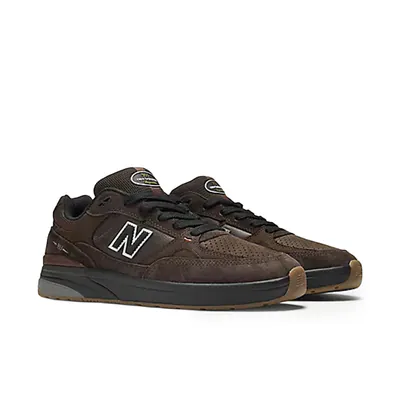 andrew-reynolds-x-new-balance-numeric-933-brown-black-nm933bar-4.png