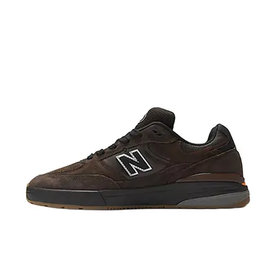 andrew-reynolds-x-new-balance-numeric-933-brown-black-nm933bar-3.png