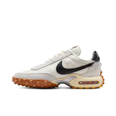nike-air-max-waffle-sail-ib3656-100-3.png