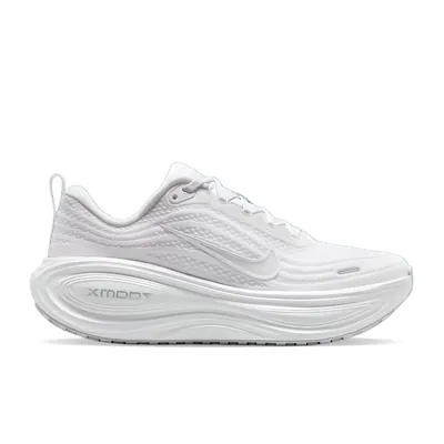 nike-vomero-plus-triple-white-hv8154-102-1.png