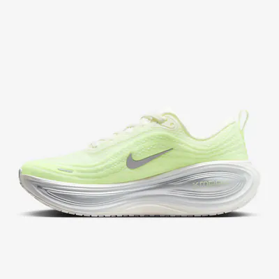 nike-vomero-plus-barely-volt-hv8154-103-2.png