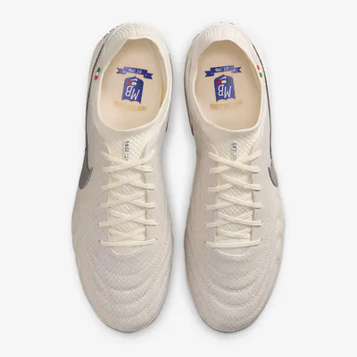 nike-tiempo-legend-10-elite-luxe-fz1487-100-3.png
