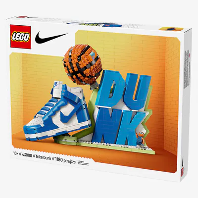 lego-x-nike-dunk-set-le1000-471-4.png