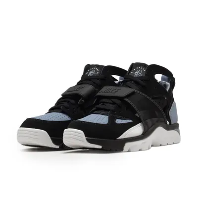 nike-air-trainer-huarache-cool-blue-black-ih4470-001-2.png