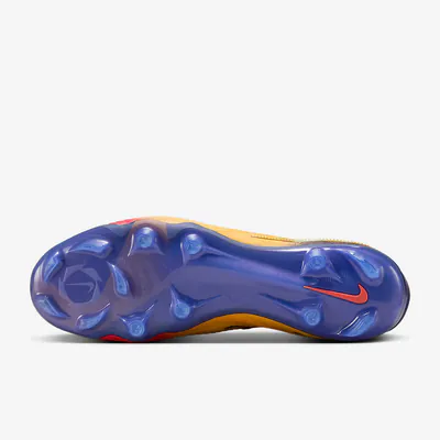 nike-phantom-6-low-elite-erling-haaland-hq2332-800-4.png