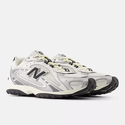 new-balance-204l-silver-metallic-black-u204lswd-3.png