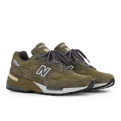 new-balance-992-made-in-usa-dark-camo-u992gl-2.png