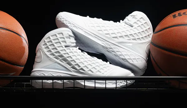 nike kobe 3 protro halo menu2 snkr2.png