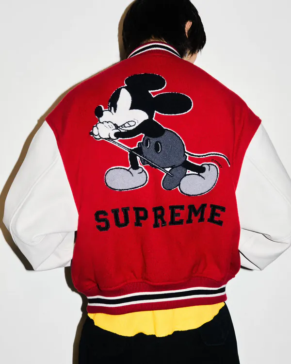 Supreme Fall_Winter 2025e3eebdacd1b0ea6719f268da7caf7b6575ddff9b-1638x2048.jpeg