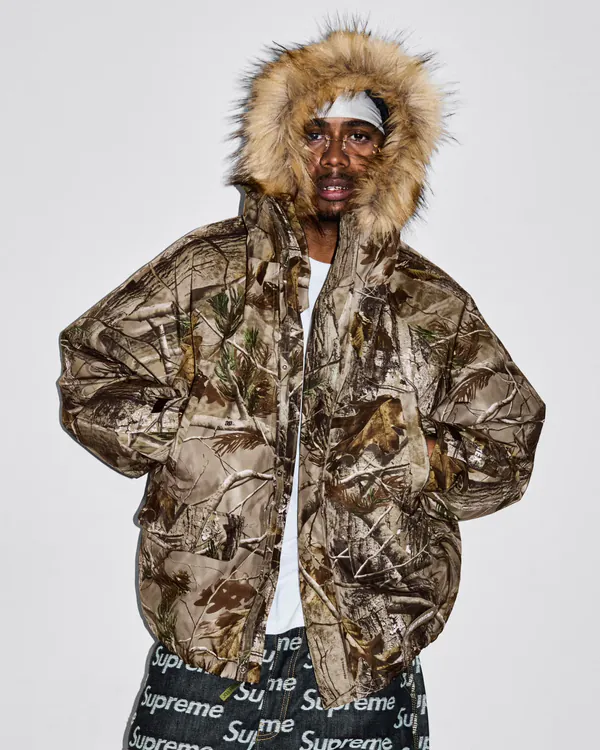 Supreme Fall_Winter 2025b5f9506da658947fcf8589e90a992ff25b5a0750-1638x2048.jpeg