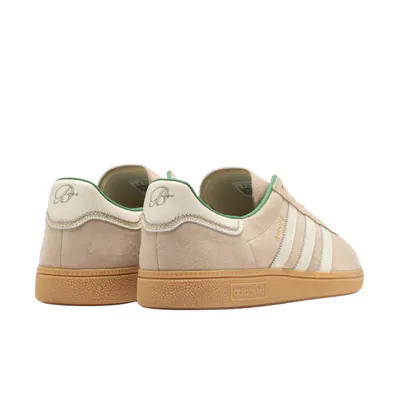 bstn-x-adidas-m-nchen-oktoberfest-beige-ki5951-4.png