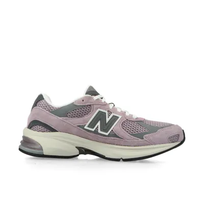 new-balance-2010-ice-wine-u2010wcc-1.png