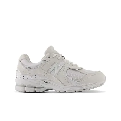 new-balance-2002dx-protection-pack-white-u2002dxa-1.png