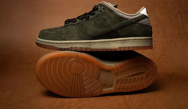 Nike SB Dunk Low Pro B Sequoia menu2 snkr.png
