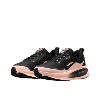 nike-vomero-18-gore-tex-crimson-tint-hq7002-003-3.png