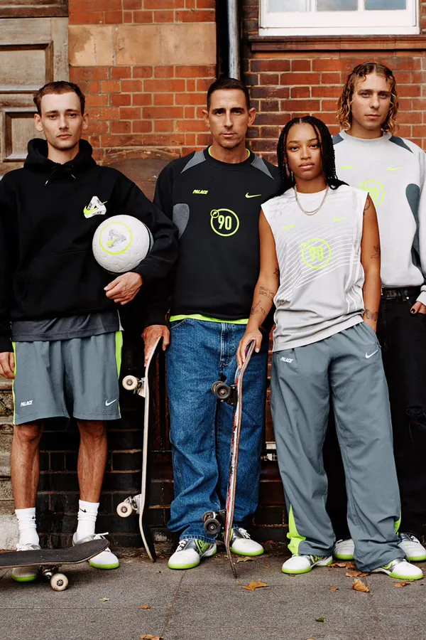 palace x nike blog4.png