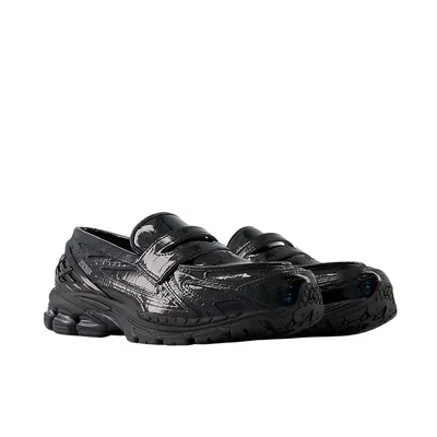 new-balance-1906l-black-patent-croc-u1906lcr-3.png