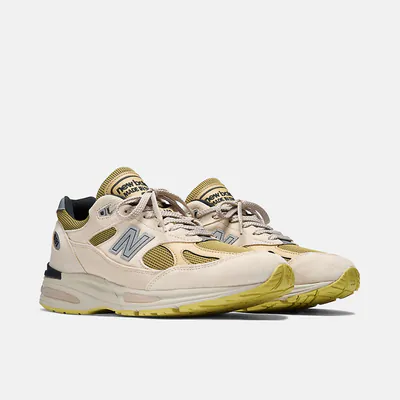 new-balance-991v2-made-in-uk-silver-birch-u991pw2-3.png