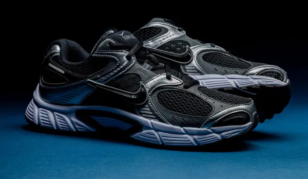 Nike V5 RNR Black Anthracite menu2 snkr.png