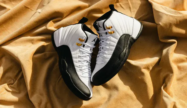 Nike Air Jordan 12 Taxi menu2 snkr.png