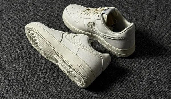 Nike Air Force 1 Low LX Soft Pearl menu2 snkr.png
