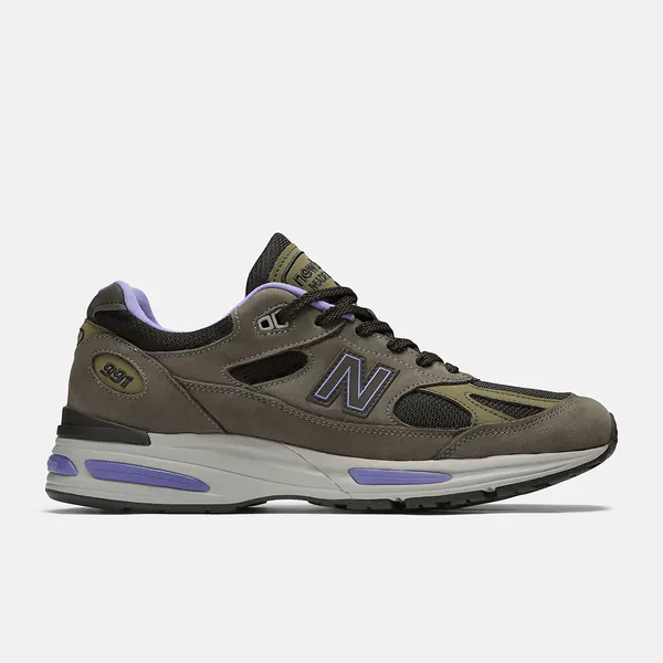 new-balance-made-in-uk-991v2-raven-u991gp2-1.png