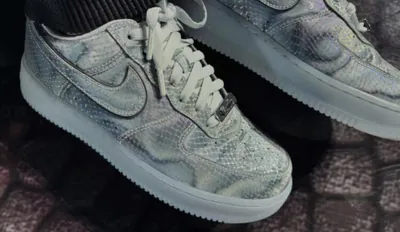 Kobe Bryant x Nike Air Force 1 Low Lenticular menu2.png