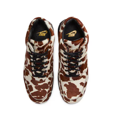 nike-air-max-goadome-pony-hair-cow-print-io4635-100-4.png